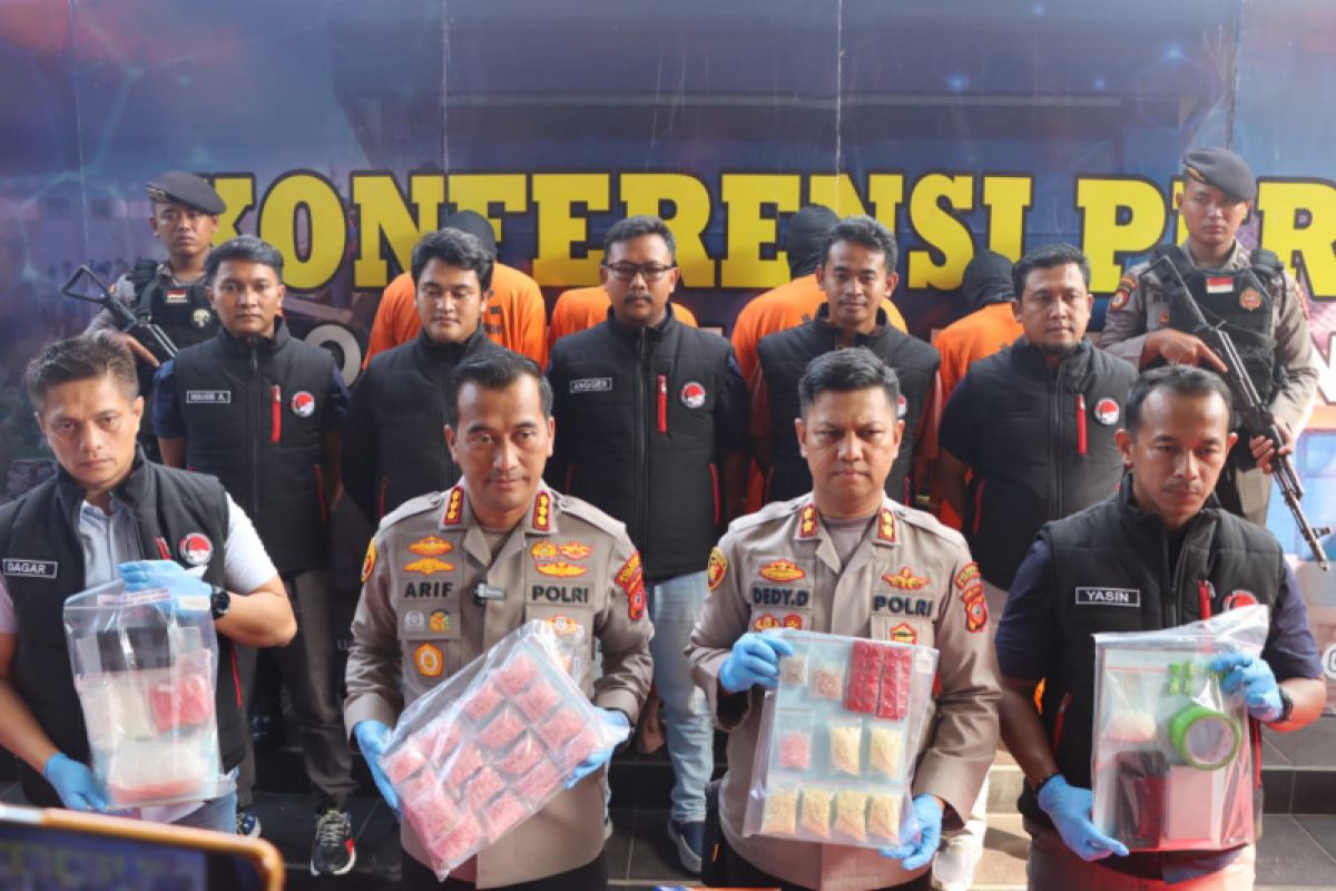 Polisi Tangkap 70 Orang Selama Enam Bulan Terkait Peredaran Narkotika ...