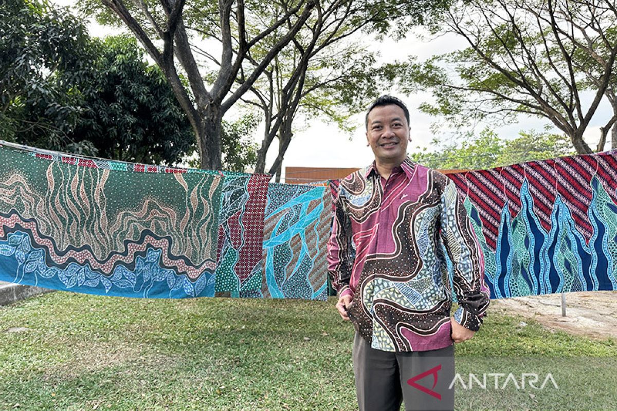 Melawan stigma pencemar melalui industri batik "hijau"