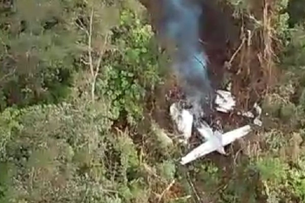 Tim SAR gabungan temukan pesawat PK SMW di hutan antara Elelim-Poik Yalimo