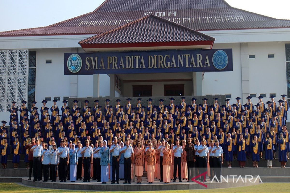 Wow...  Hampir seluruh siswa SMA Pradita Dirgantara lolos UTBK SNBT