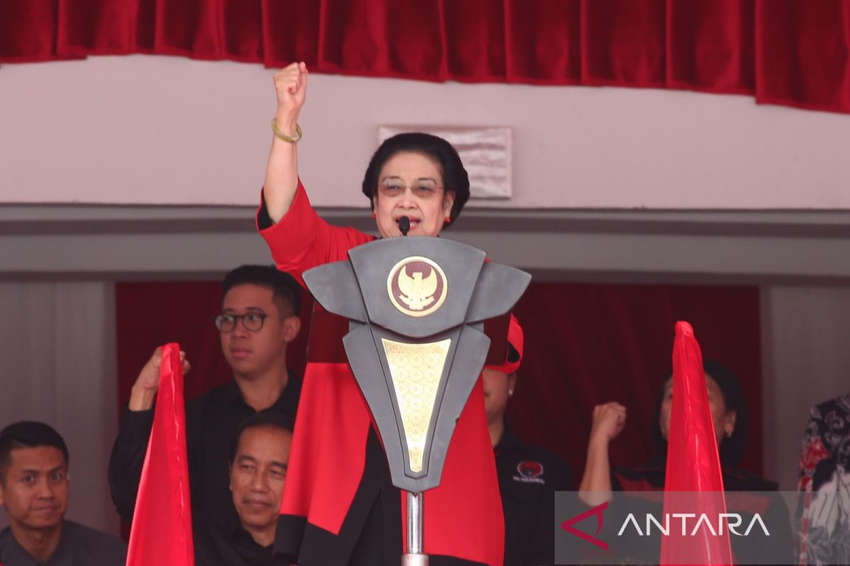 Megawati: Pak Marhaen itu petani, bukan komunis