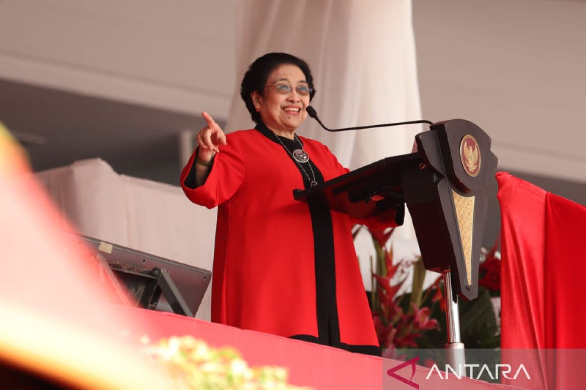 Megawati ajak masyarakat tak pilih pemimpin karena tampilan fisik