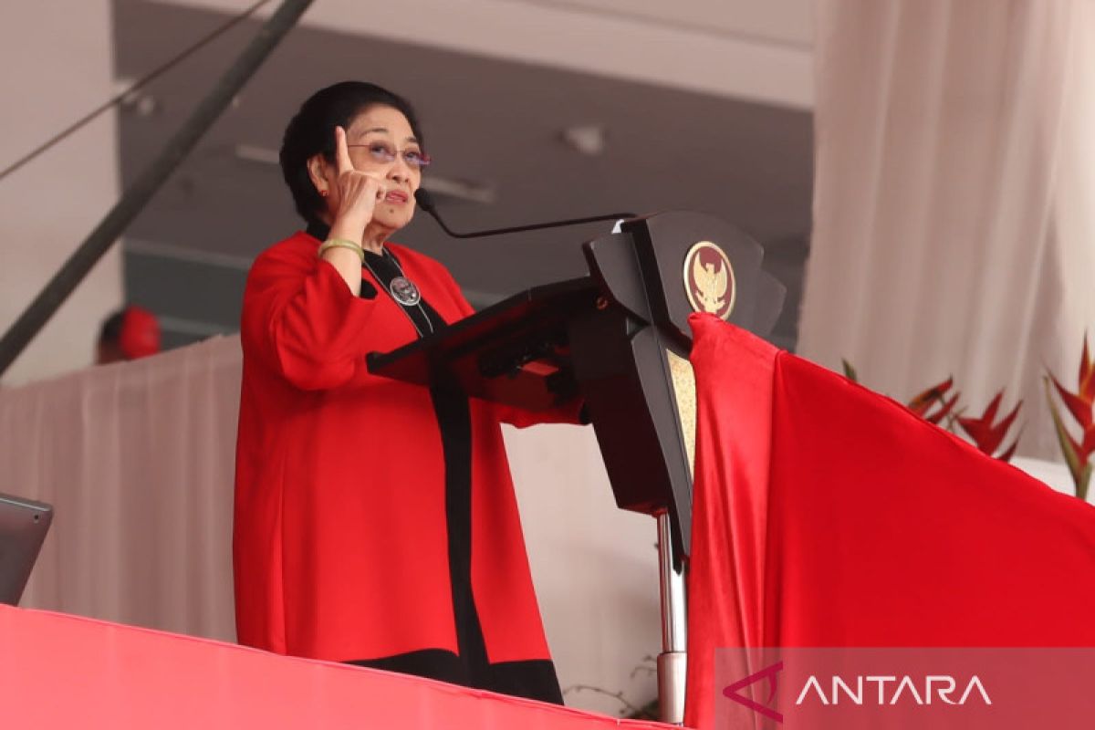 Megawati minta kader PDIP mundur apabila tidak mau menangkan Ganjar