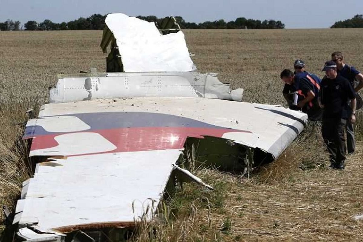 Australia secara absentia jatuhkan sanksi kepada tiga pria atas jatuhnya pesawat MH17