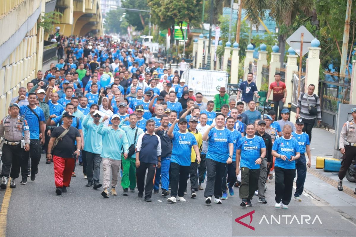 5 ribu masyarakat ikut jalan santai sambut HUT Bhayangkara