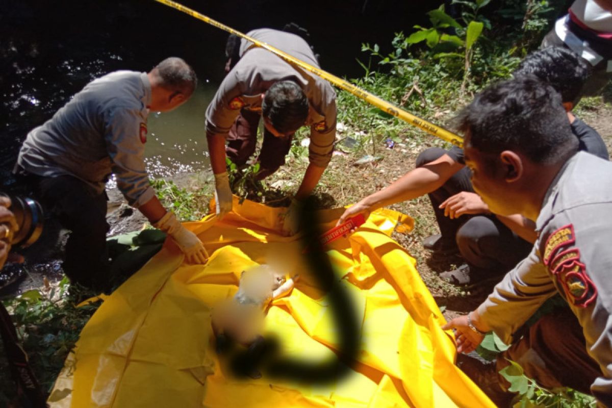 Niat mandi di kali, warga Lingsar Lombok Barat kaget temukan mayat bayi perempuan
