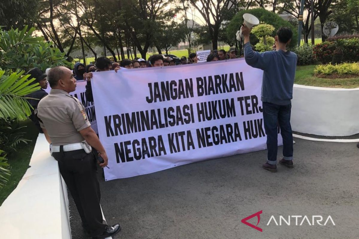 Warga desak stop kriminalisasi hukum yang hambat pembangunan PIC Bekasi