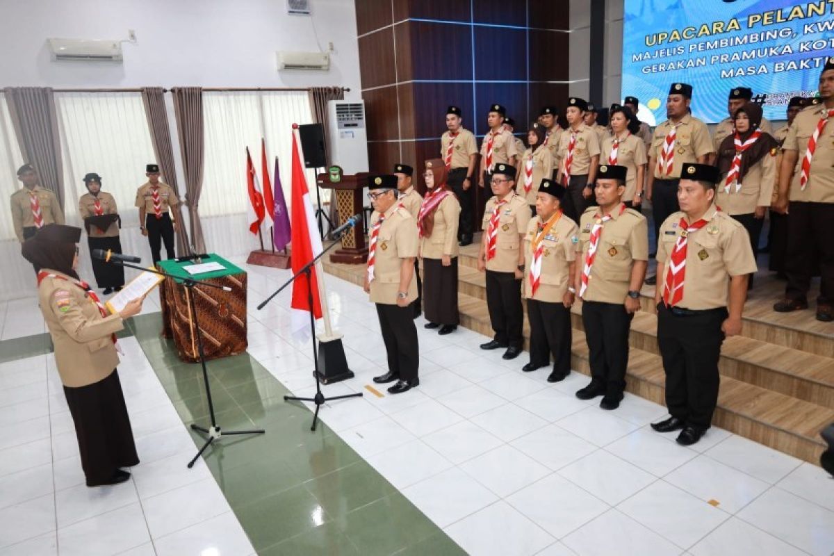 Erizal Ginting dilantik sebagai Ketua Kwarcab Pramuka Pematang Siantar