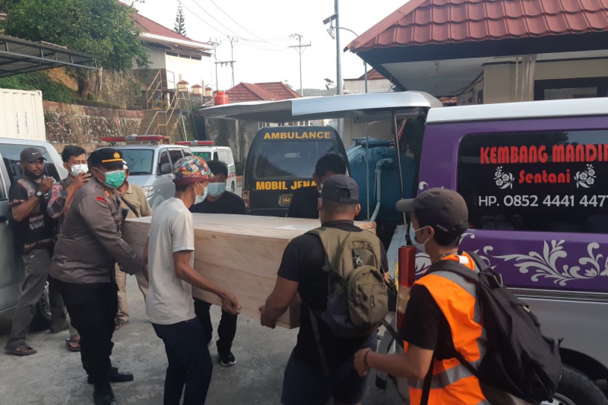 Enam jenazah korban pesawat SAM AIR telah diidentifikasi di RS Bhayangkara Jayapura