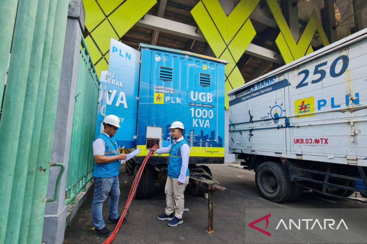 PLN Bekasi gerak cepat pulihkan kelistrikan di Stadion Patriot Candrabhaga