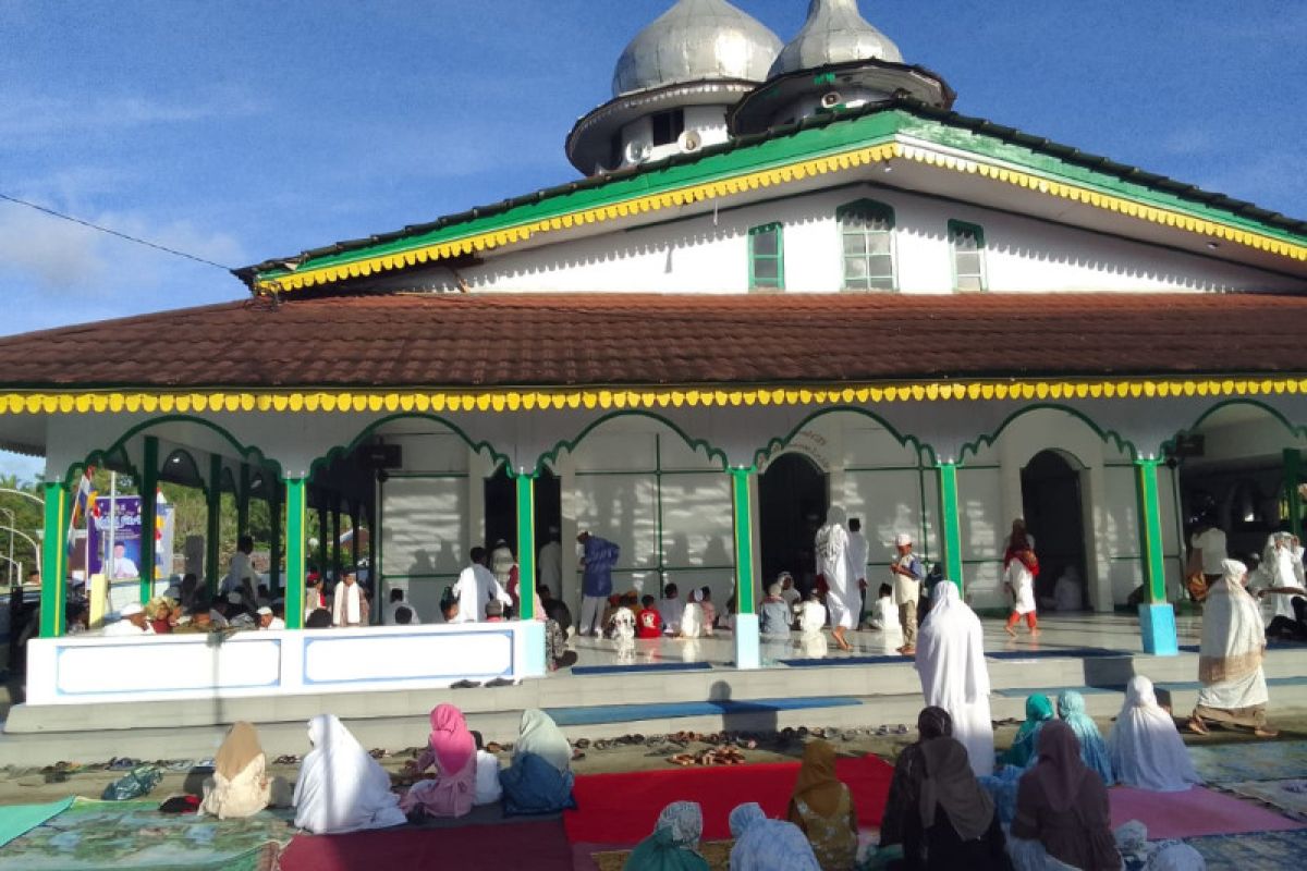Warga Negeri Wakal Maluku Tengah lakukan Shalat Idul Adha hari ini