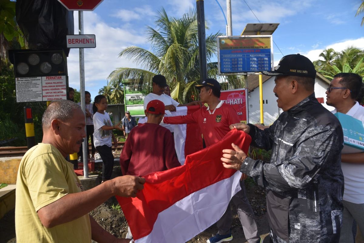 Pariaman targetkan bagikan 10 ribu bendera jelang HUT Kemerdekaan