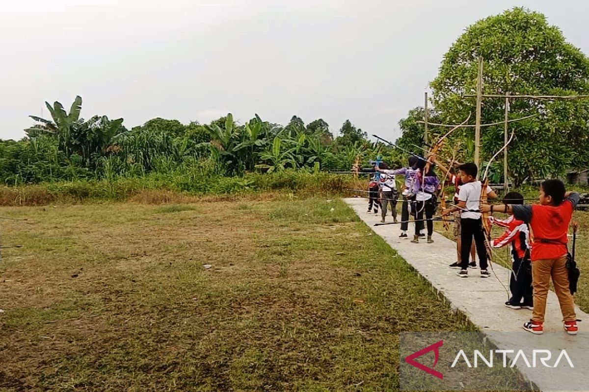 Pemanah cilik di Penajam dipersiapkan untuk kejuaraan  Piala Gubernur