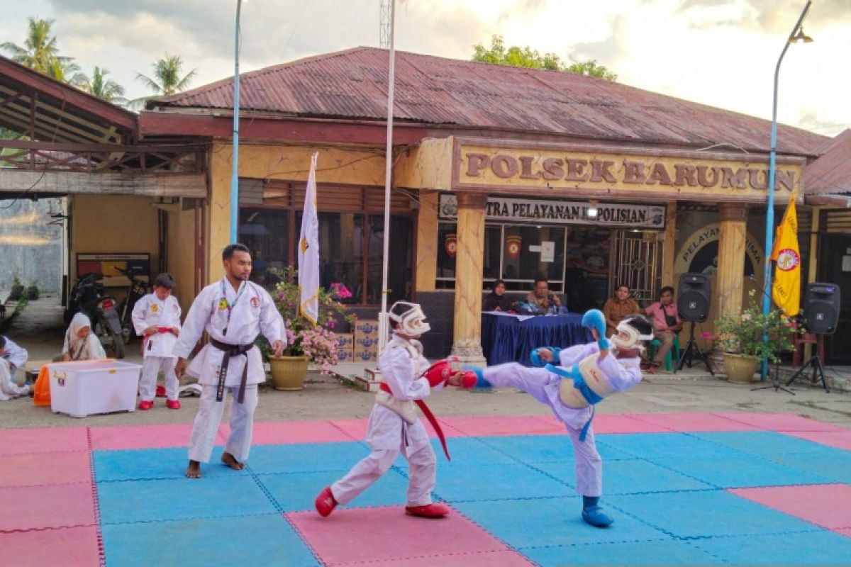 Kejuaraan Karate Polsek Barumun Palas resmi dibuka