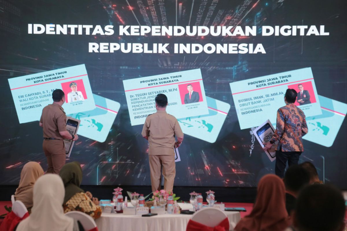 Kota Surabaya terapkan KTP digital untuk transaksi perbankan pertama