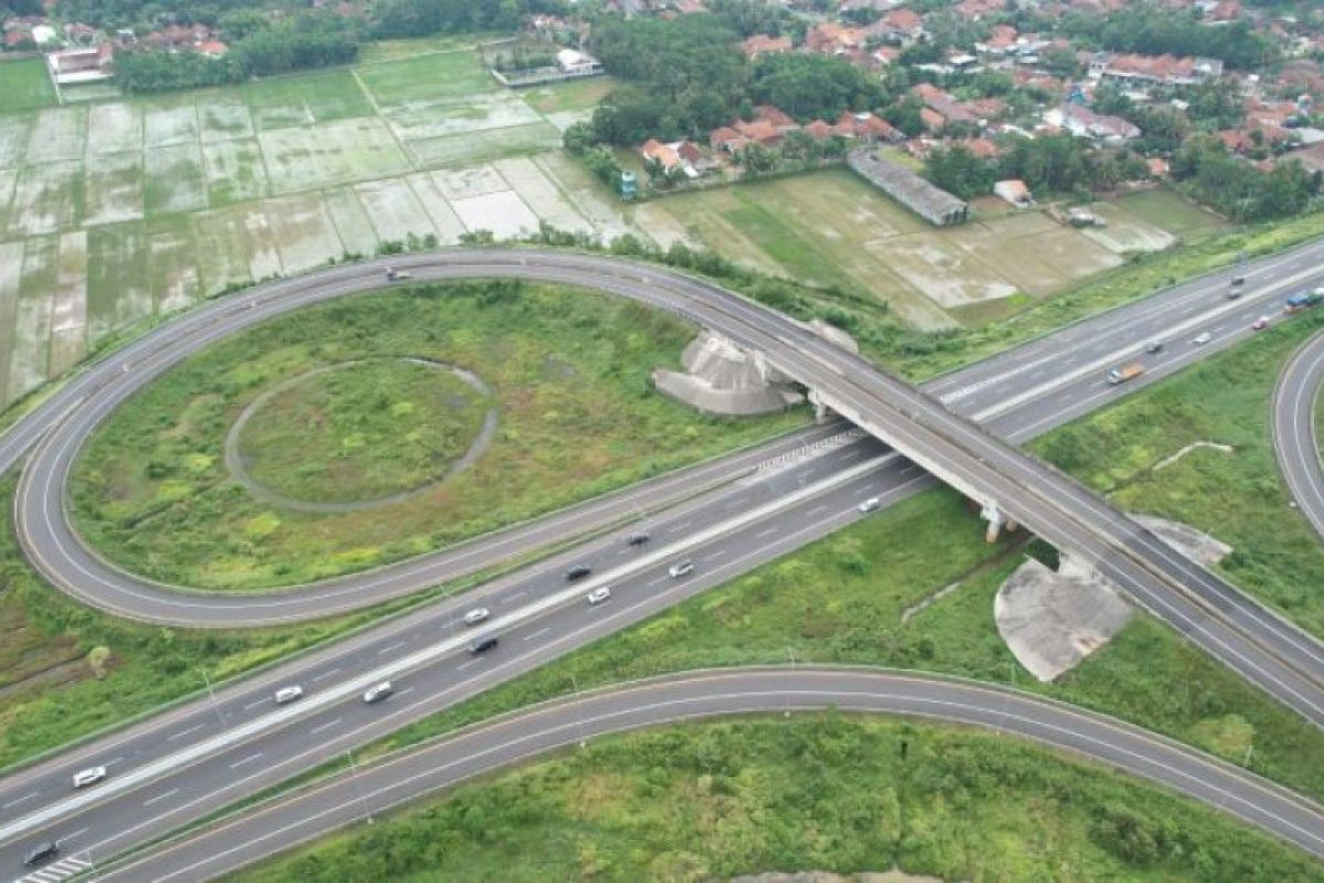 Diskon tarif tol untuk maksimalkan distribusi lalu lintas selama libur Idul Adha