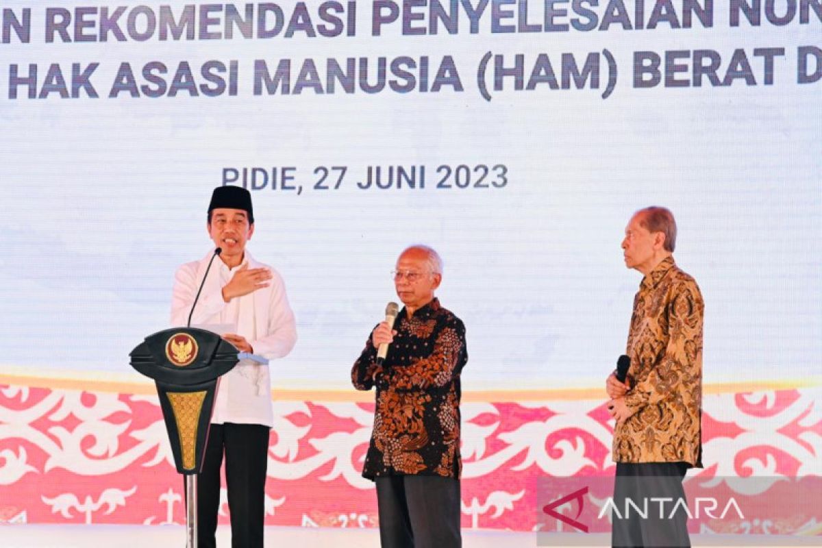 Jokowi tawari dua eksil korban Peristiwa 1965-1966 kembali jadi WNI