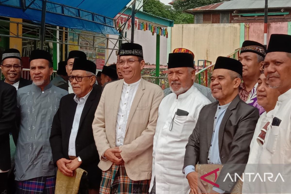 Masyarakat padati UM Kendari laksanakan Shalat Idul Adha 1444 H