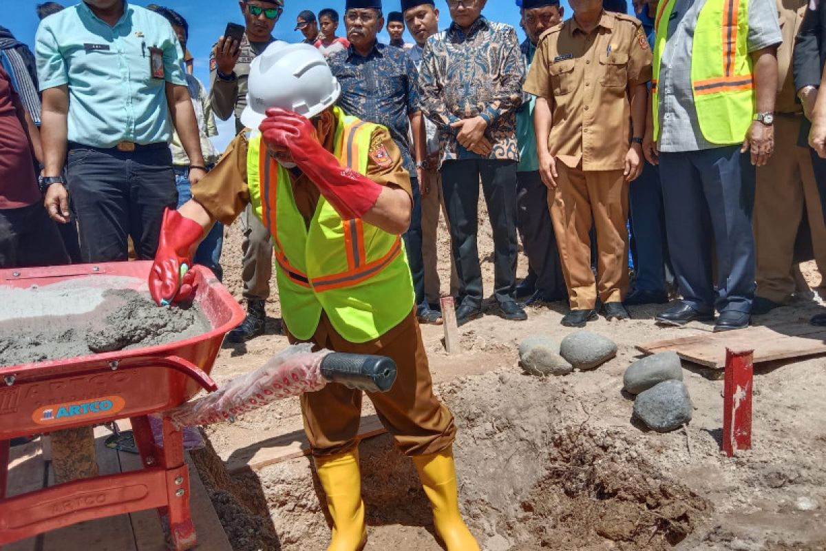 Pemkab Agam kembangkan kawasan Pantai Tiku dengan dana Rp60 miliar