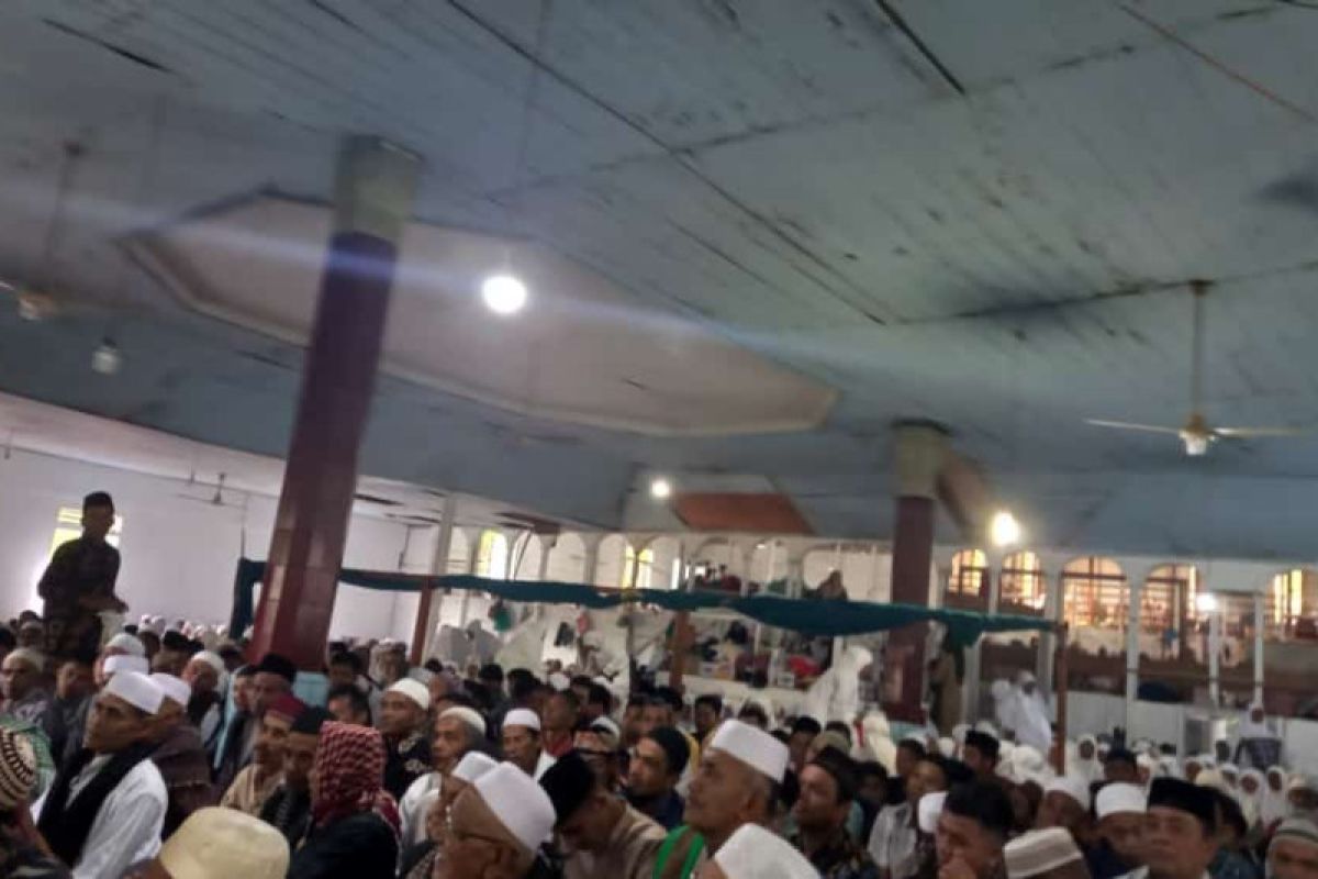 Sejumlah umat Islam Pasaman Barat Sumbar laksanakan shalat Idul Adha