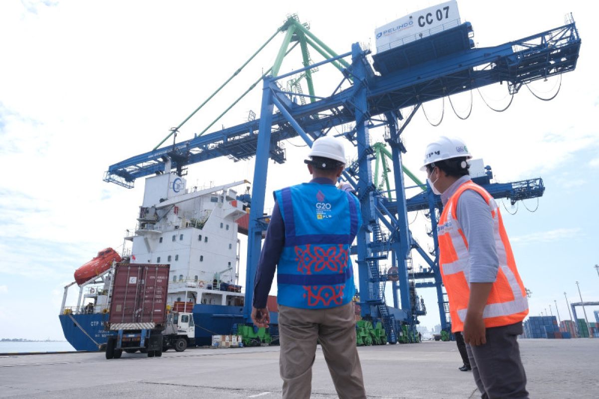 PLN elektrifikasi gerbang Indonesia timur mewujudkan Green Port