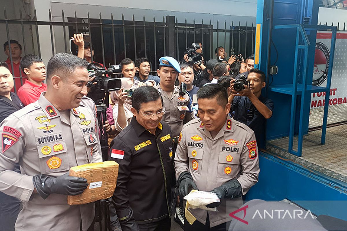 Kriminal sepekan, pembunuhan di Bekasi hingga pemusnahan narkoba