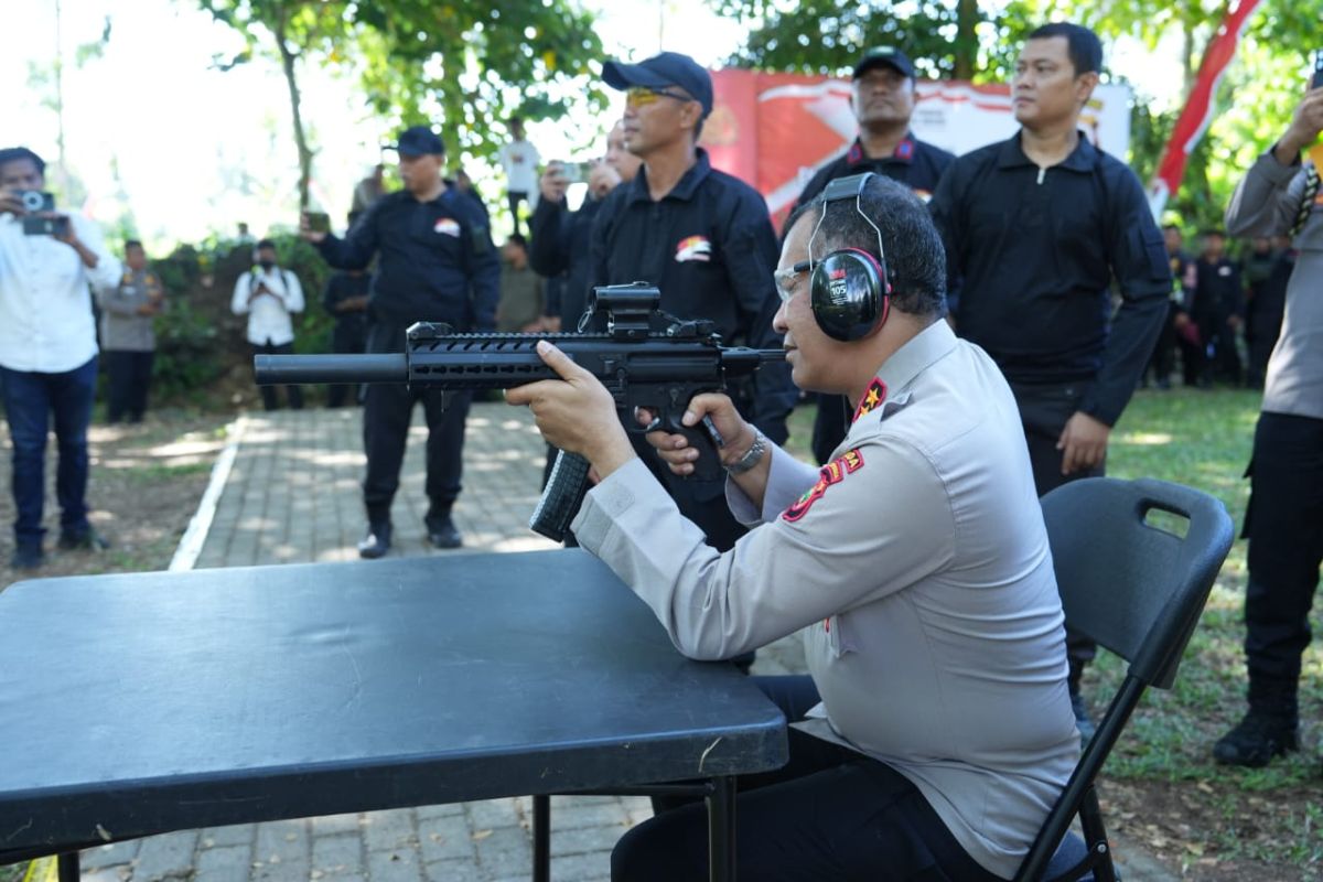 Polda Maluku Utara  perkuat keterampilan personel untuk menembak