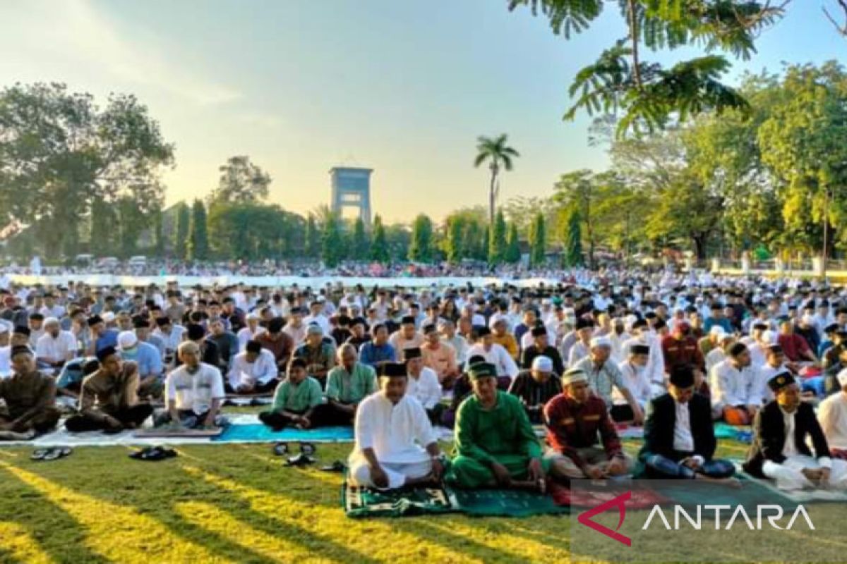 Ribuan warga Muhammadiyah Sumenep shalat id di Lapangan Bakorwil