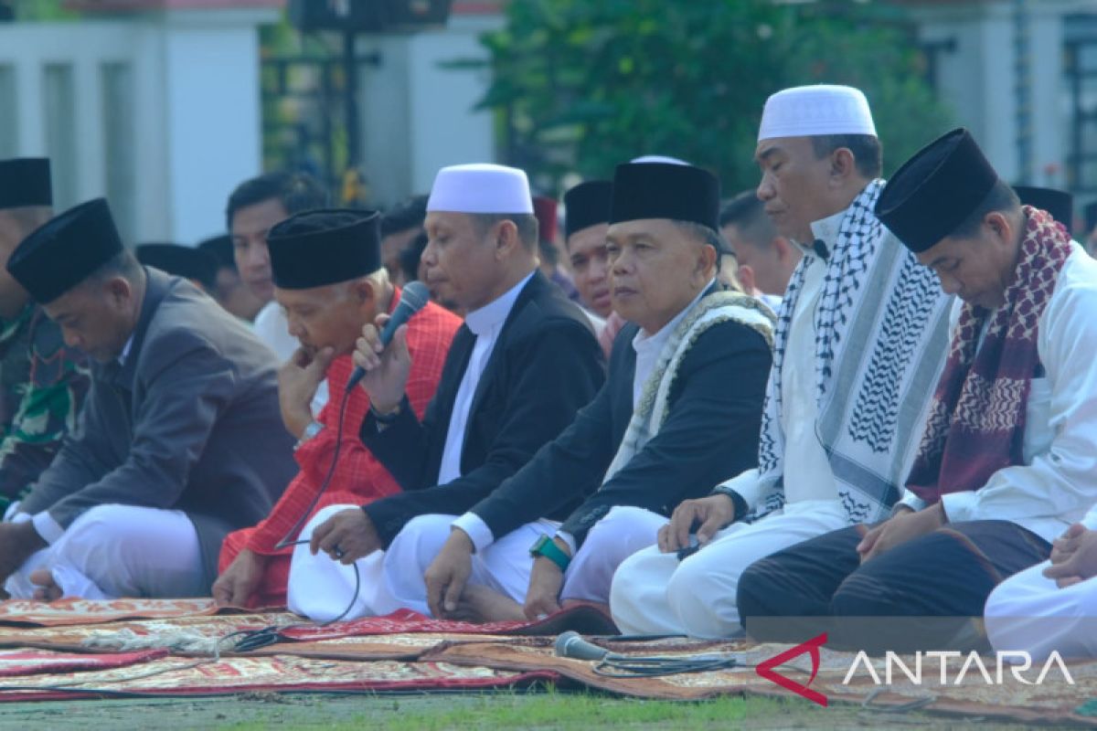 Pemkab Meranti gelar salat Idul Adha di dua lokasi