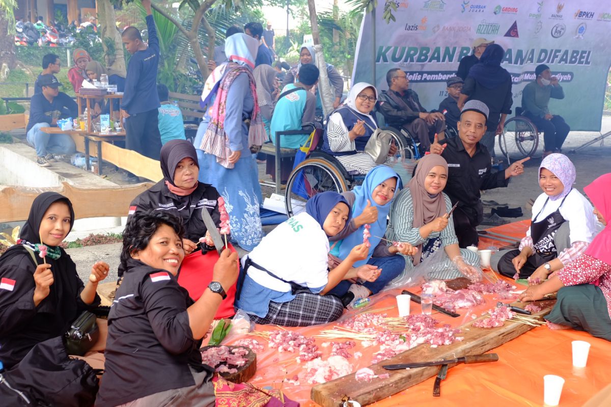 MPM Muhammadiyah menggelar kurban bersama kelompok difabel di DIY