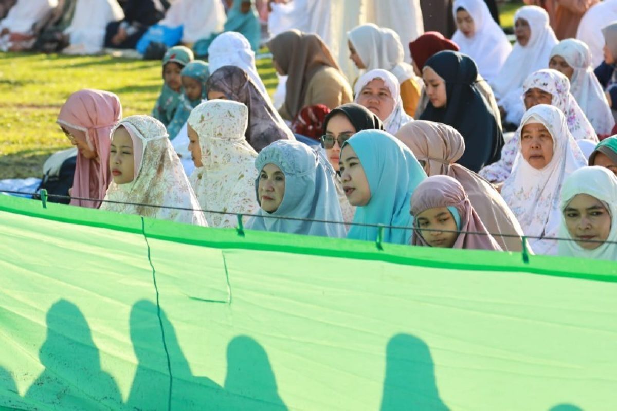 Umat Islam Pematang Siantar padati Balai Bolon Shalat Idul Adha