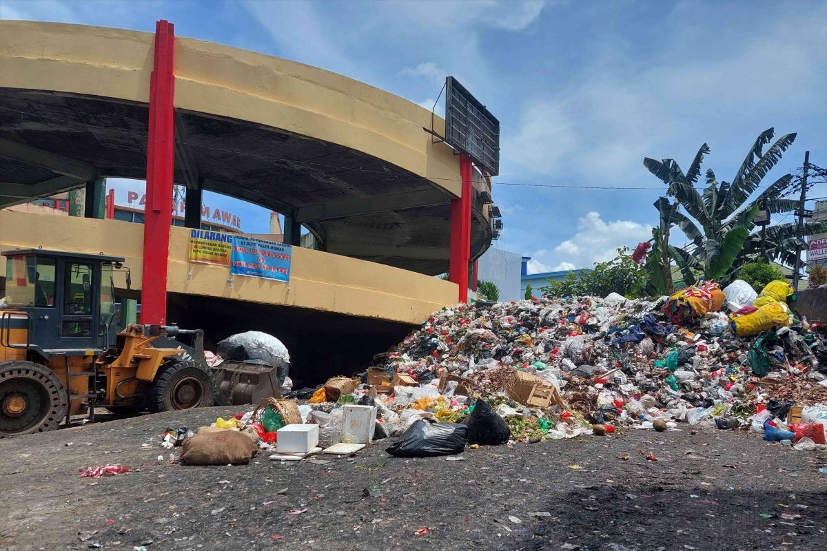 Pemkot Pontianak hadapi peningkatan sampah selama libur Idul Adha