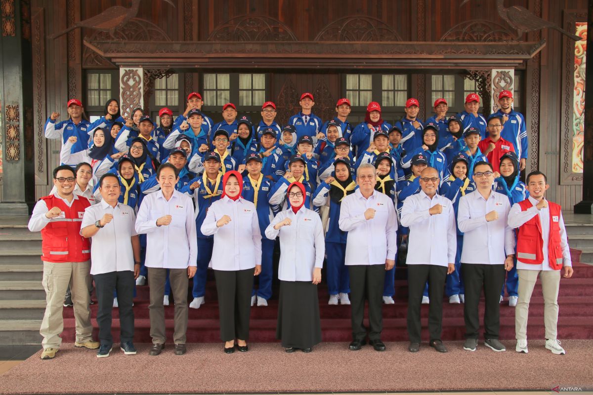 Kalbar mengutus 41 siswa ikuti kegiatan Jumbara PMR di Lampung Selatan