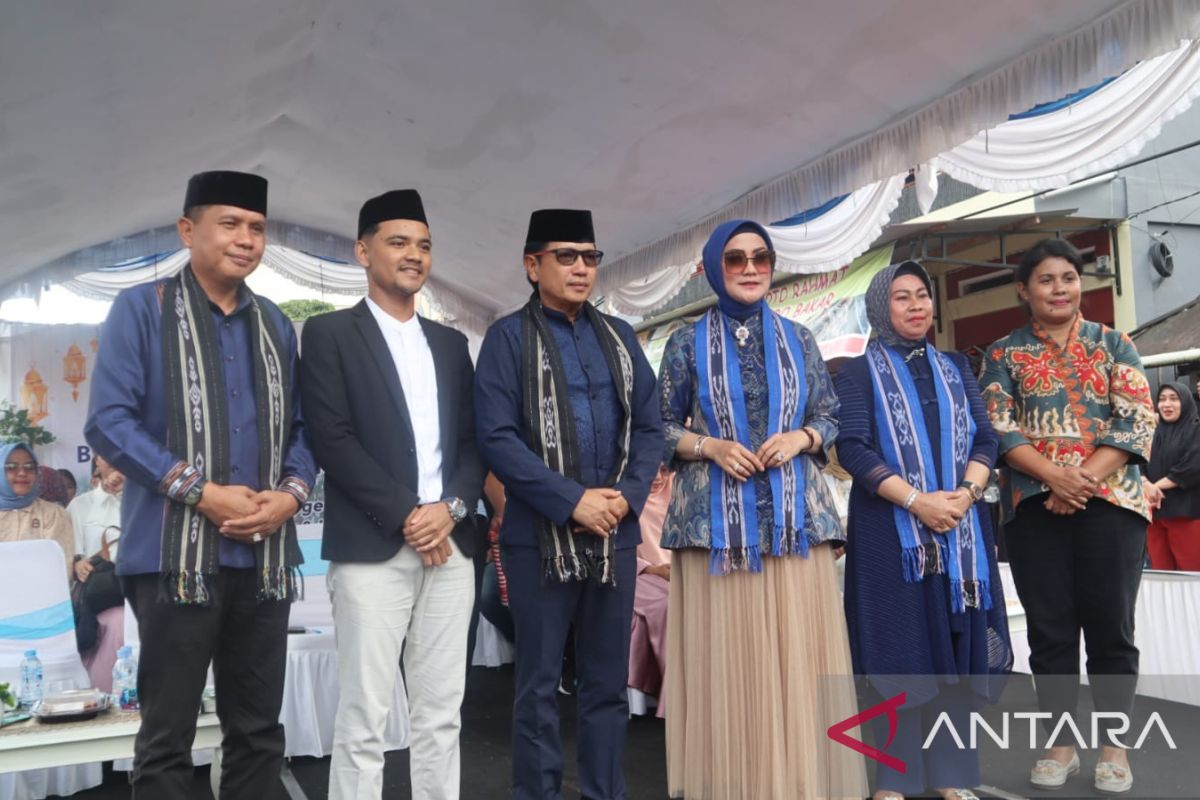 Gubernur Maluku: Tradisi Abda'u warga Tulehu mengandung nilai  ibadah