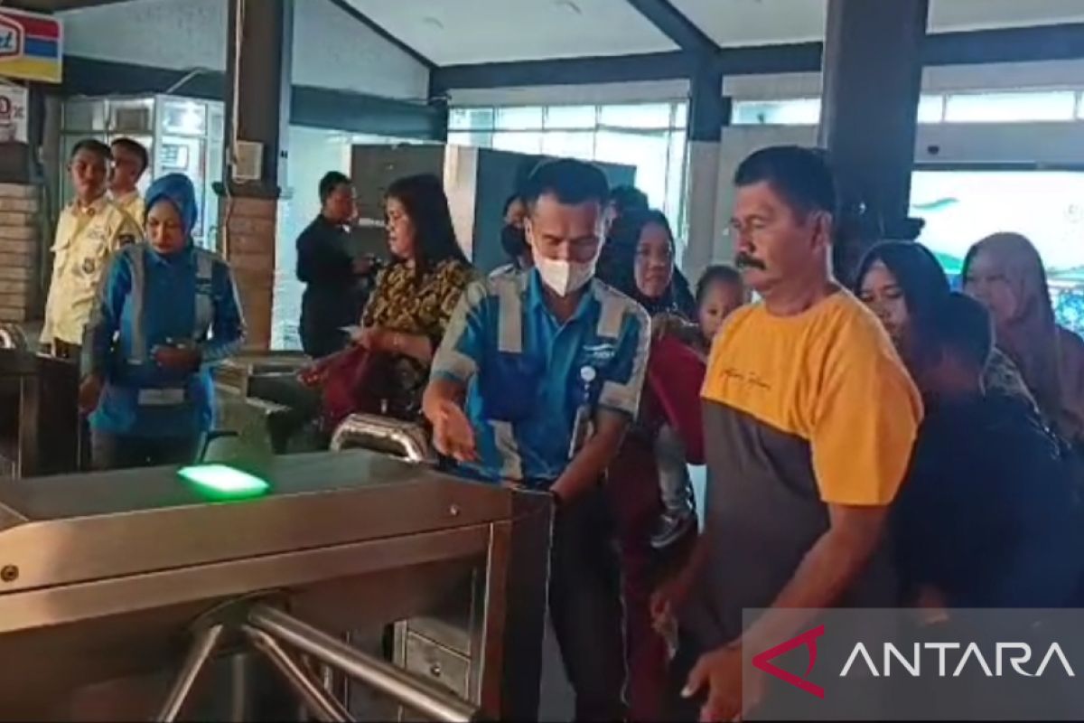 Lalu lintas penumpang di Pelabuhan Bakauheni ramai usai Idul Adha