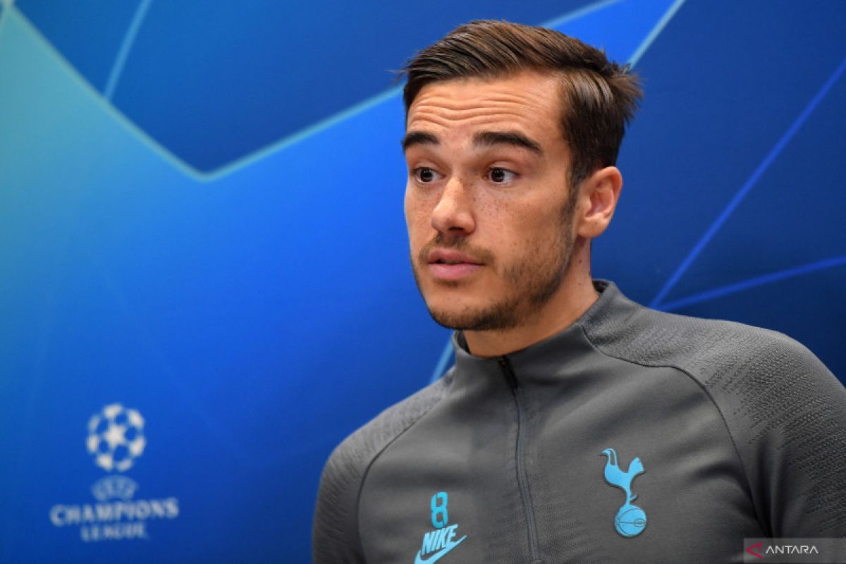 Tinggalkan Tottenham Hotspur, Harry Winks gabung dengan Leicester