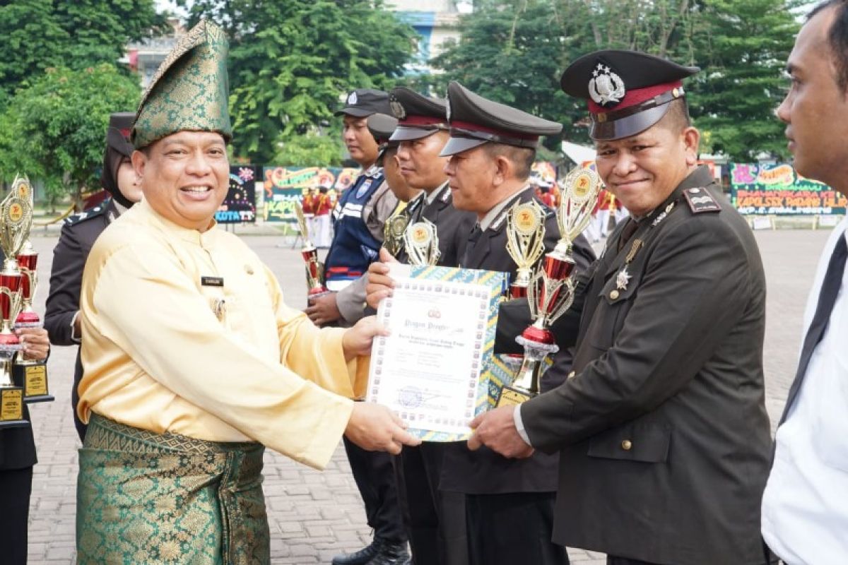 Pj.Wali Kota hadiri HUT Bhayangkara ke-77 di Lapangan Merdeka