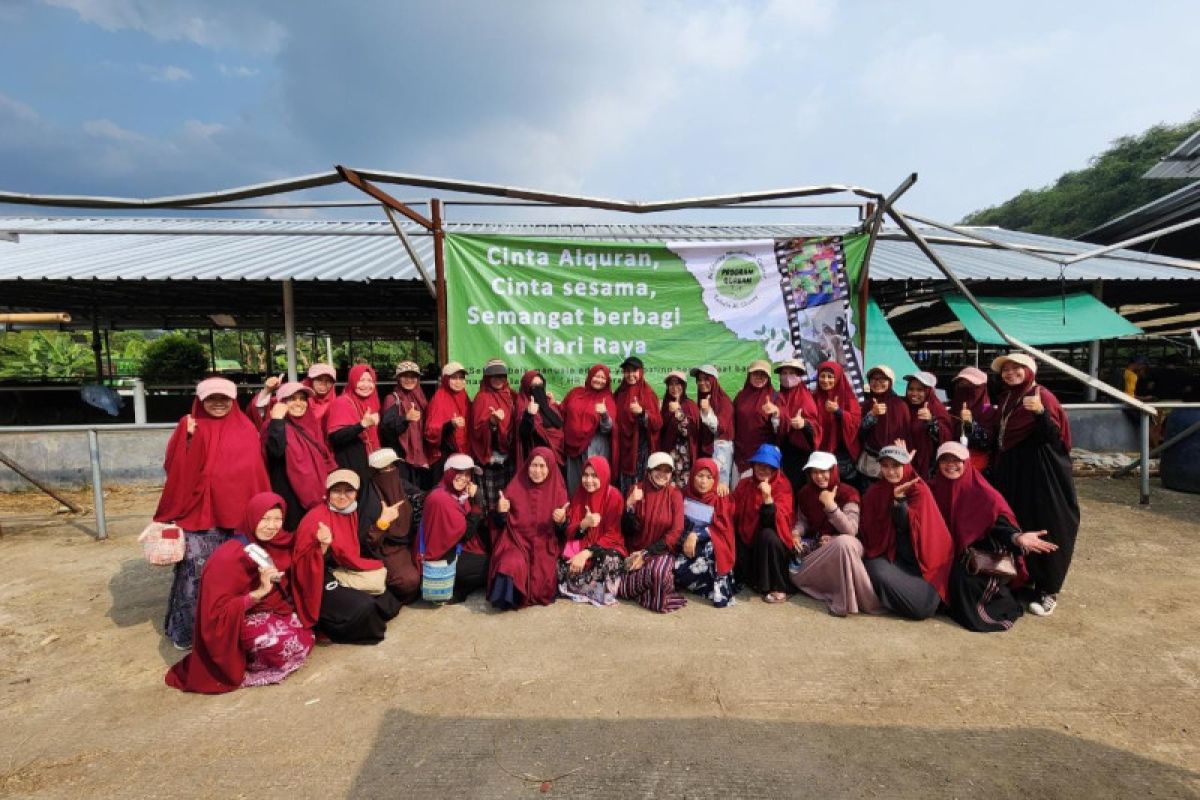 Tahsin Al-Ghozy bagikan 2,5 ton daging kurban pada Idul Adha 1444 H