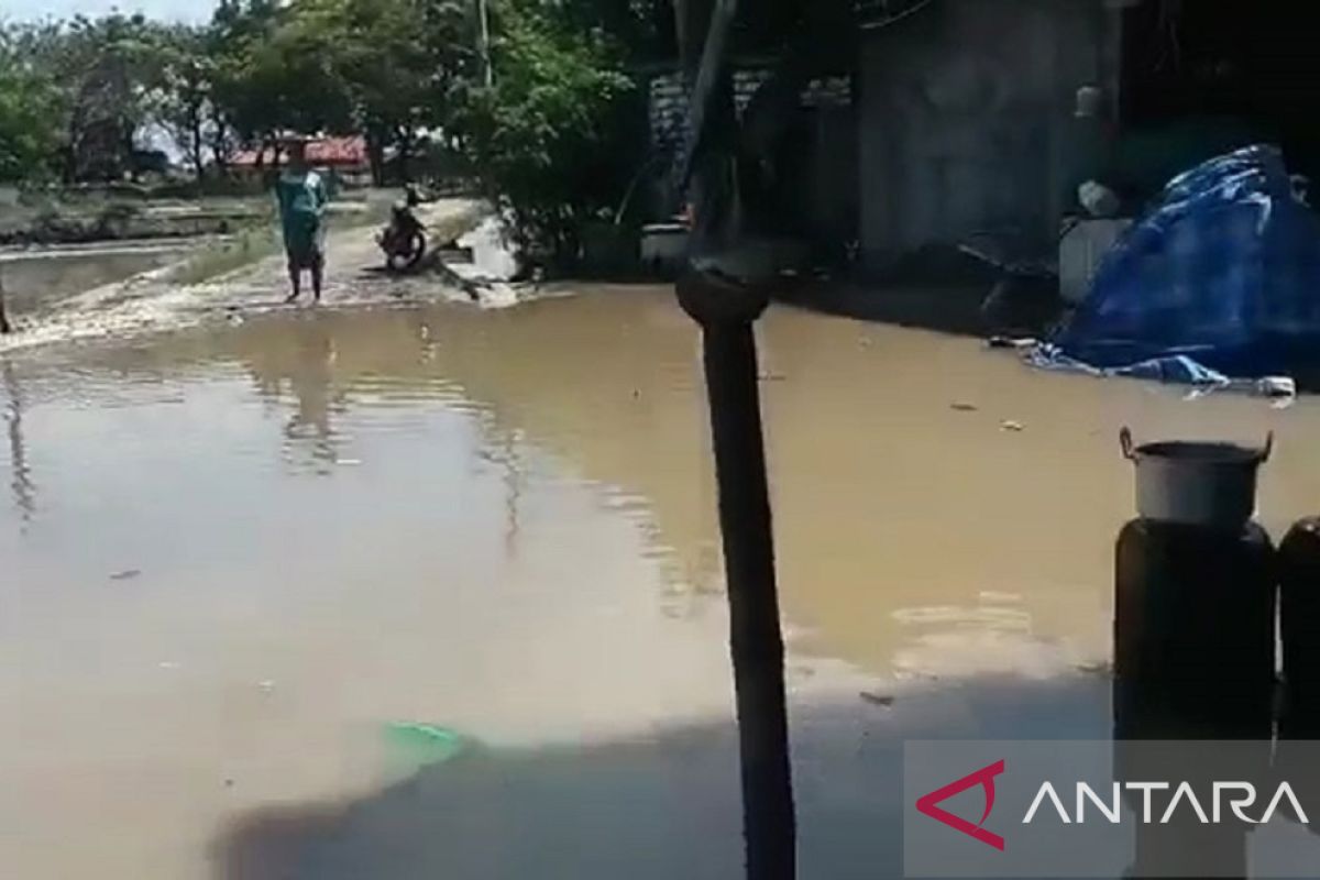 Waspadai potensi banjir rob di Pamekasan