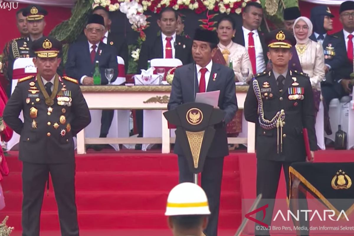 Jokowi ingatkan Polri jangan hanya tajam ke bawah tapi tumpul ke atas
