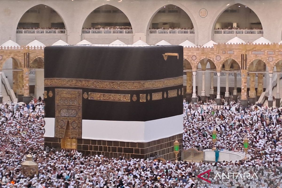 Jamaah haji padati Masjidil Haram untuk Tawaf Ifadah