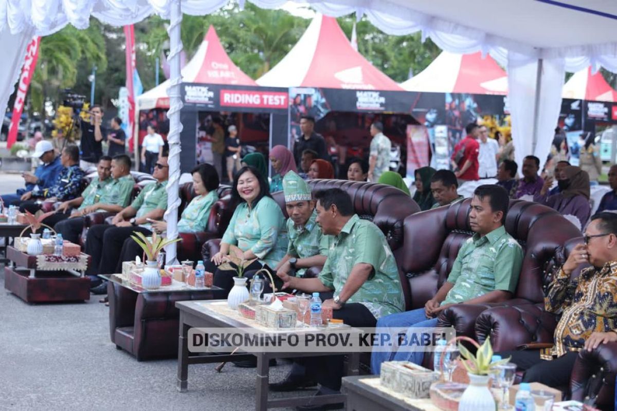 Pj Gubernur Suganda ajak pelaku UMKM Belitung berkolaborasi di Belitung Expo 2023