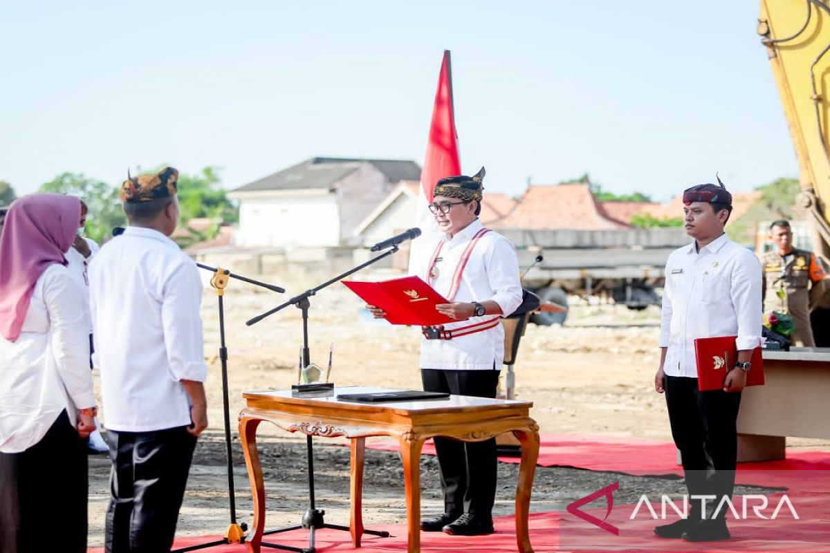 Bupati Pamekasan Baddrut Tamam bantah terima setoran dari ASN