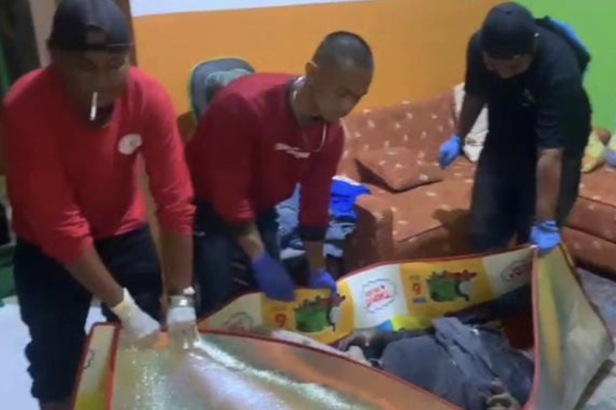 Pria paruh baya di Banjarmasin tewas, kondisi kepala tertutup kain
