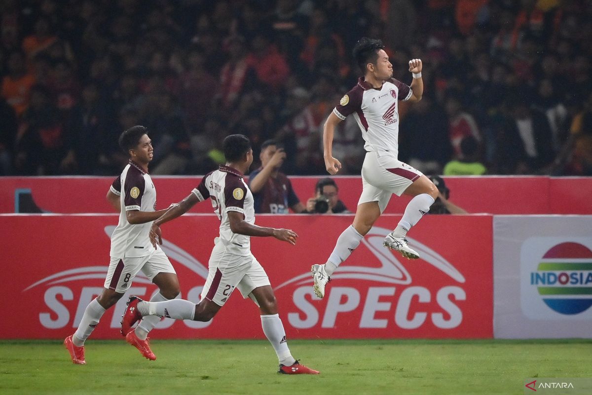 Liga 1: PSM Makassar merangsek ke papan atas usai hajar Persib 4-2