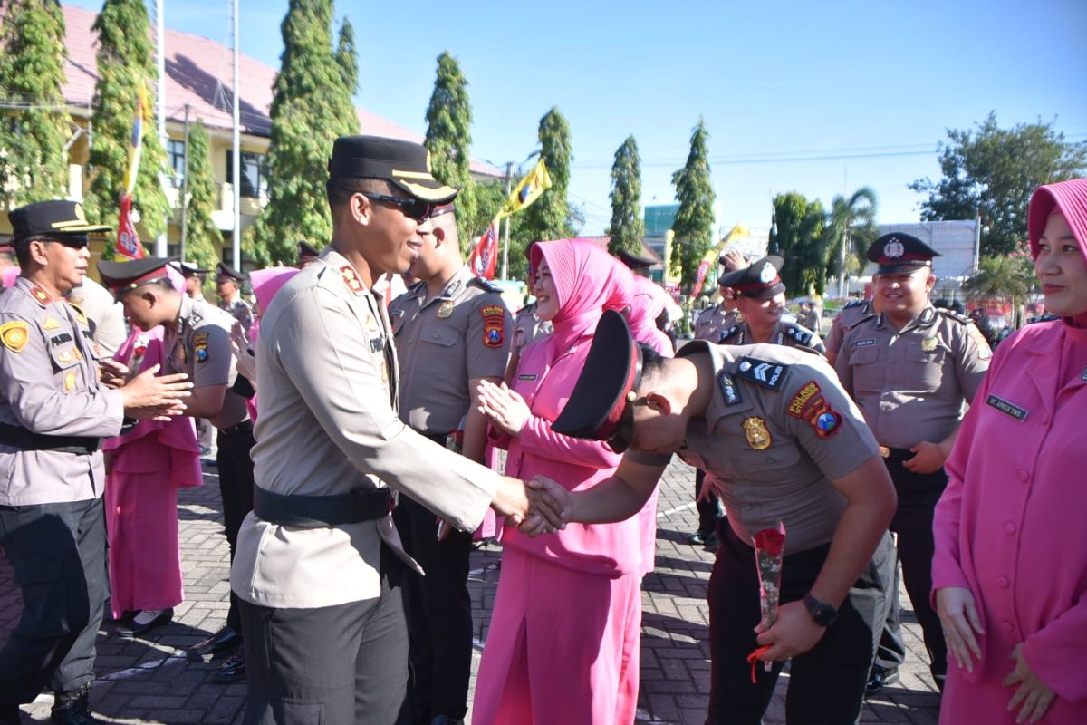 Kapolres Situbondo: Personel yang naik pangkat bisa semakin profesional