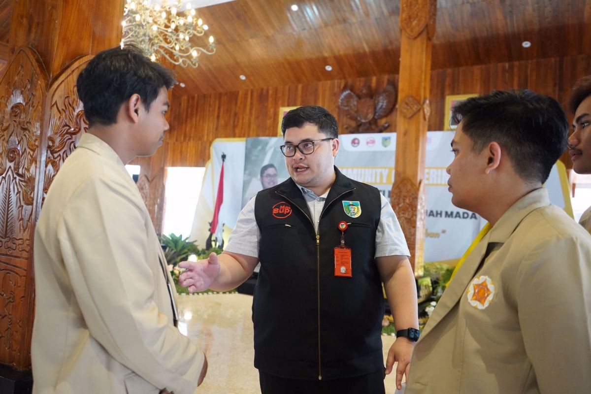 Pemkab Kediri minta mahasiswa KKN bantu warga miskin