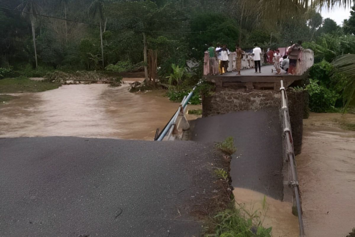 28 rumah terendam banjir di Kabupaten Donggala