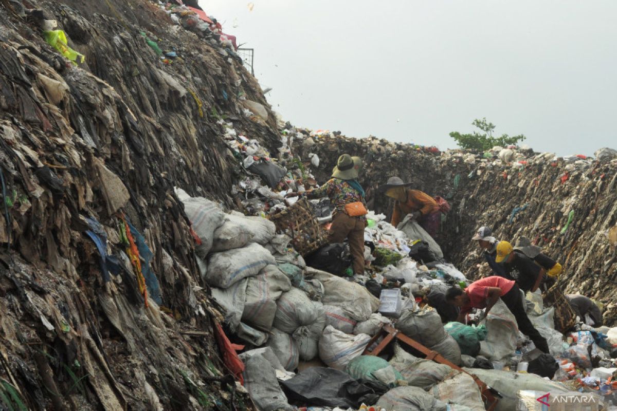 Indonesia continues to promote circular economy to reduce waste