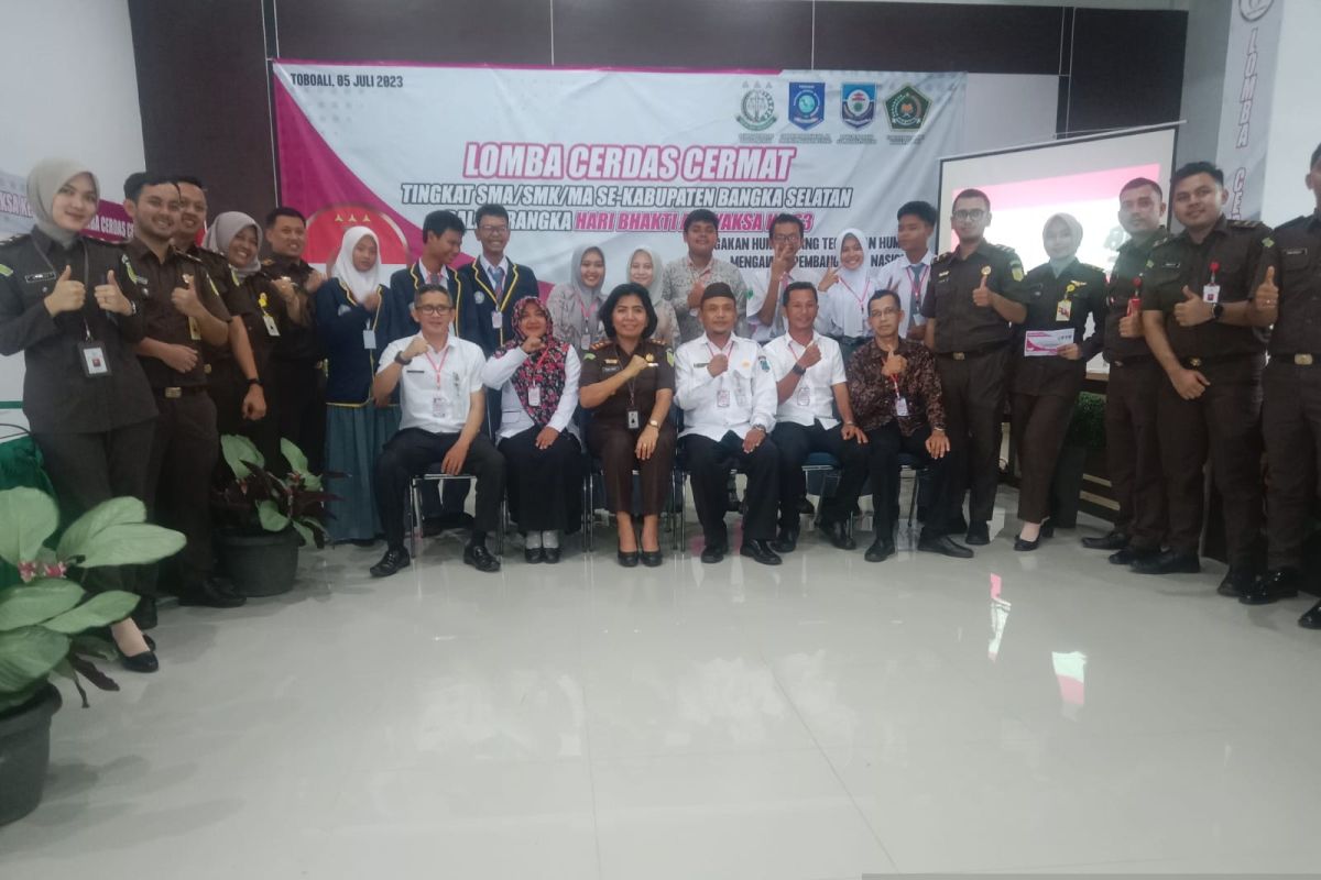SMA Muhammadiyah Toboali juara lomba cerdas cermat  Hari Bakti Adhyaksa Ke-63